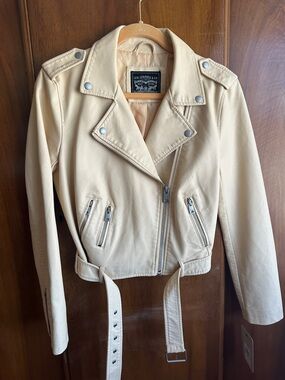 NEW - Levi's Cream Biker-Style Leather Jacket with Belt - Tags Attached